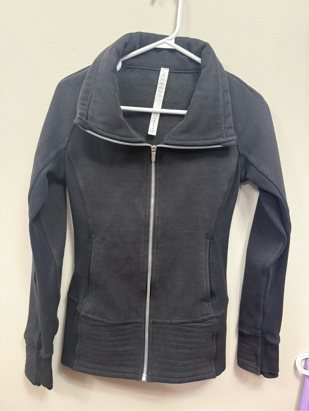 Lululemon Radiant Jacket Black Zip-Front Women's Size 4